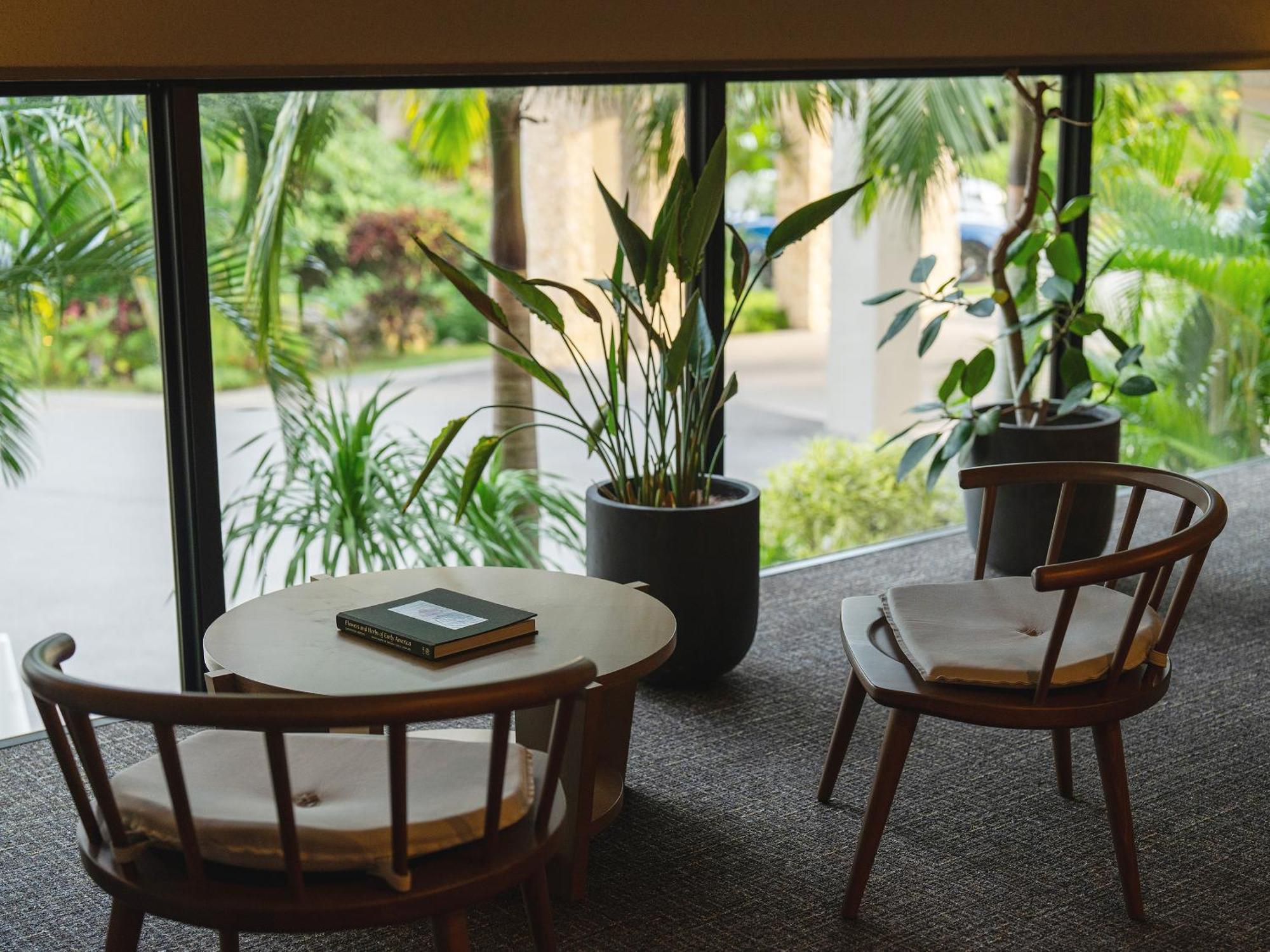 Glamday Style Okinawa Yomitan Hotel & Resort Exteriör bild